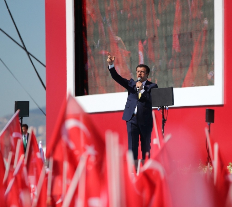 Cumhur İttifakı Mitinginde Zeybekci’den Çarpıcı Mesajlar