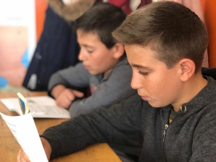 Kitap Okumanın Tadını Çıkarıyorlar