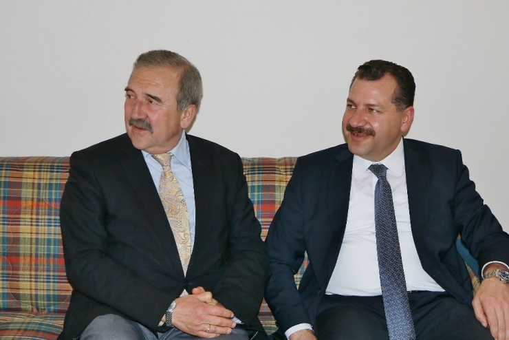 Edremit’te Cumhur İttifakı Coşkusu