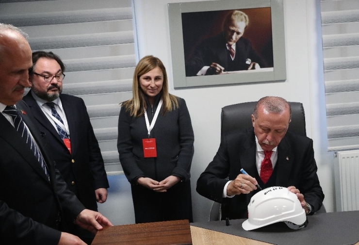 Çanakkale 1915 Köprüsü’nün Çelik Şaftları Kesonlara Törenle Yerleştirildi