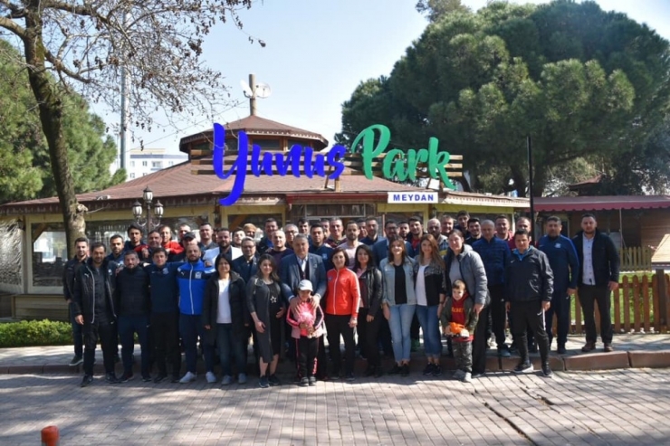 Başkan Çerçi Yunusemre Belediyespor Yöneticileri İle Buluştu