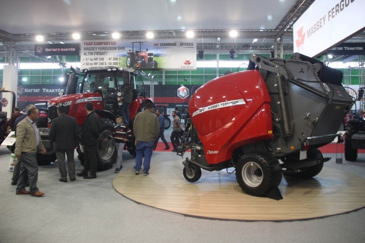 Agco, Yeni Balya Makinesi Ve Ödüllü Traktör Serisiyle Konya Tarım Fuarı’nda