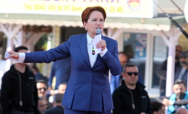 Akşener Kepez’de Konuştu