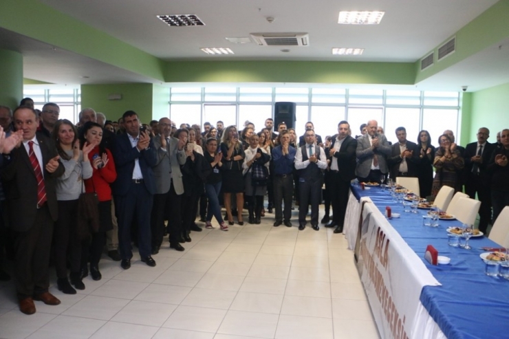 Başkan Altınok Öz “10. Yıl Toplantısı”nda Belediye Personeli İle Buluştu