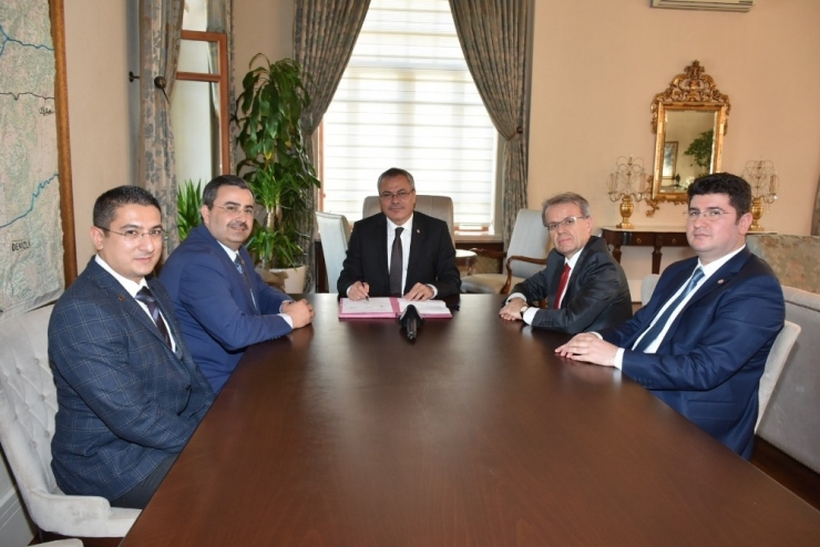 Hayırsever Başkandan Kırkağaç’a Sağlık Yatırımı