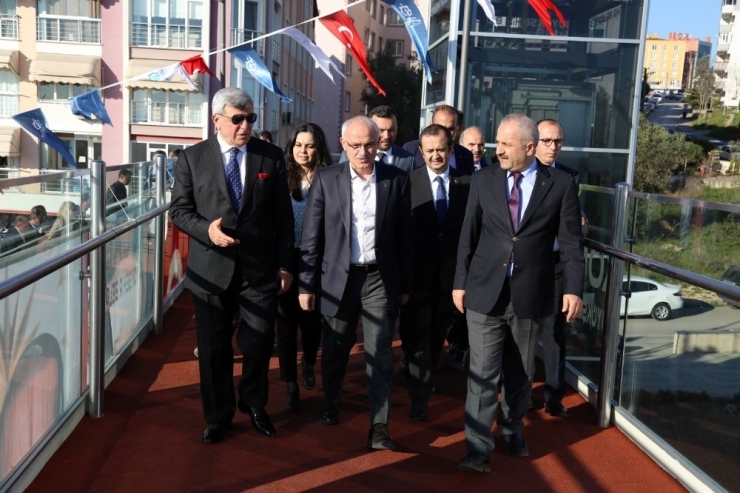 Gebzeli Öğrenciler Okullarına Bu Üst Geçit İle Güvenle Gidecek