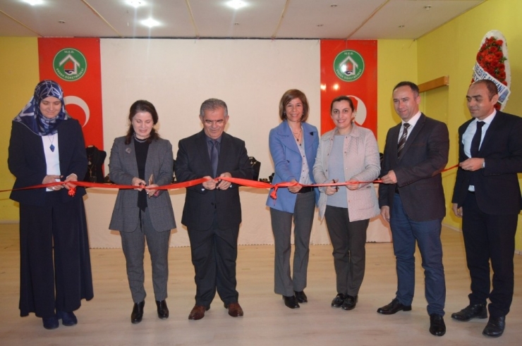 Erdek’te Telkari Takı Sergisi