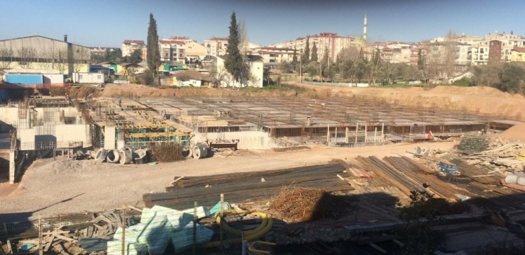 Darıca Spor Salonu İnşası Sürüyor