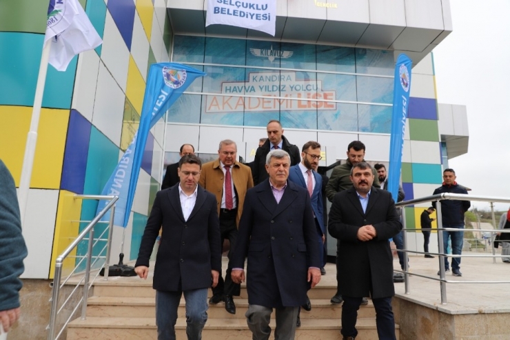 Kandıra’da Akademi Lisesi Açıldı