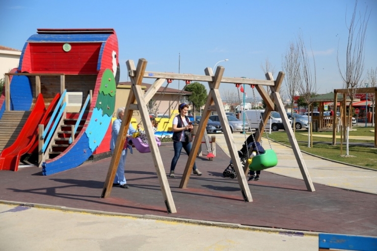 Nilüfer’in Parklarında Çocuklar Güvende