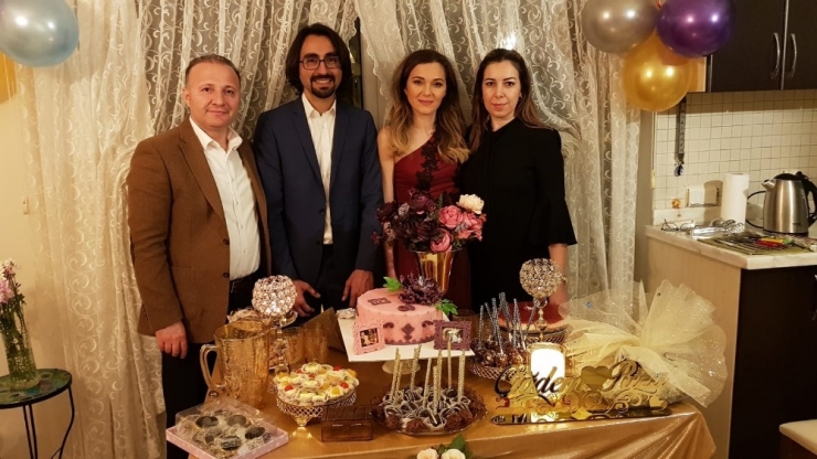 Aü Rektörü Ünal’dan Yuva Kuran Hareket