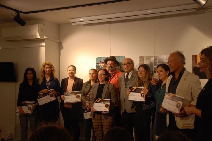 Altın Oran Sanat Akademisi’nde 48 Kişiye Sertifika