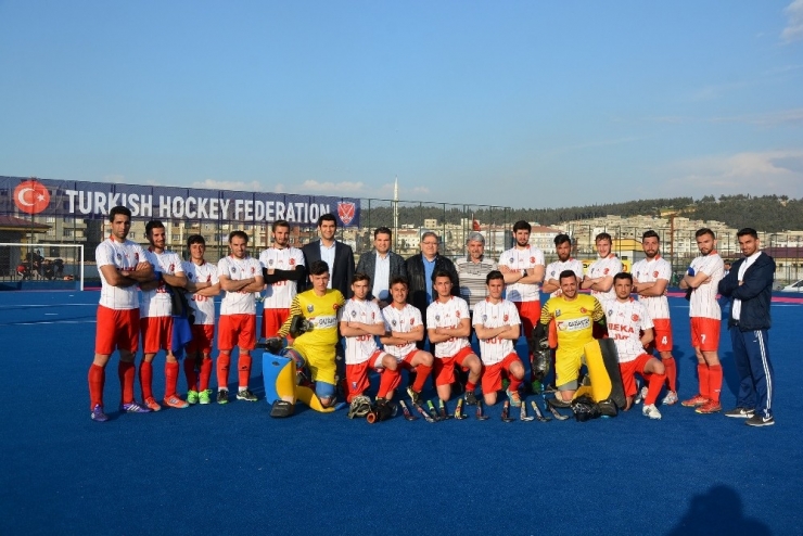 Türkiye Hokey Süper Ligi’ne Gaziantep Ev Sahipliği Yapıyor
