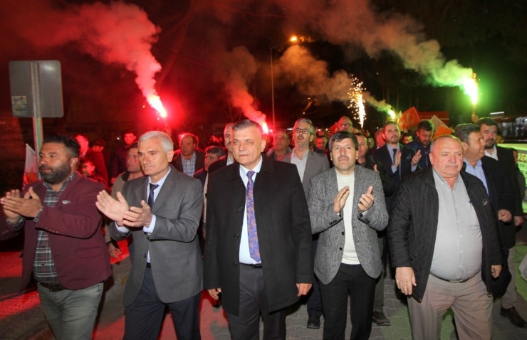 Cumhur İttifakı Adayı Tezcan: "Halkımız Ülkenin Bekası İçin Cumhur İttifakı’nda Karar Kılmış"