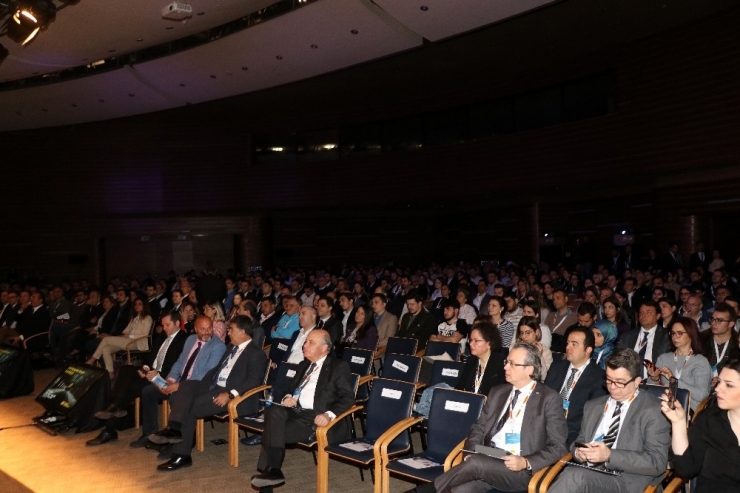 "E-ihracat Zirvesi" İle E-ticarete Mercek