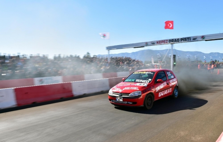 Kepez’de Drag Yarışları Heyecanı