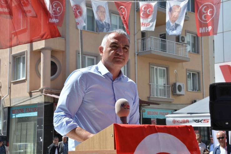 Bakan Ersoy’dan Muğla’ya Golf Sahaları Müjdesi