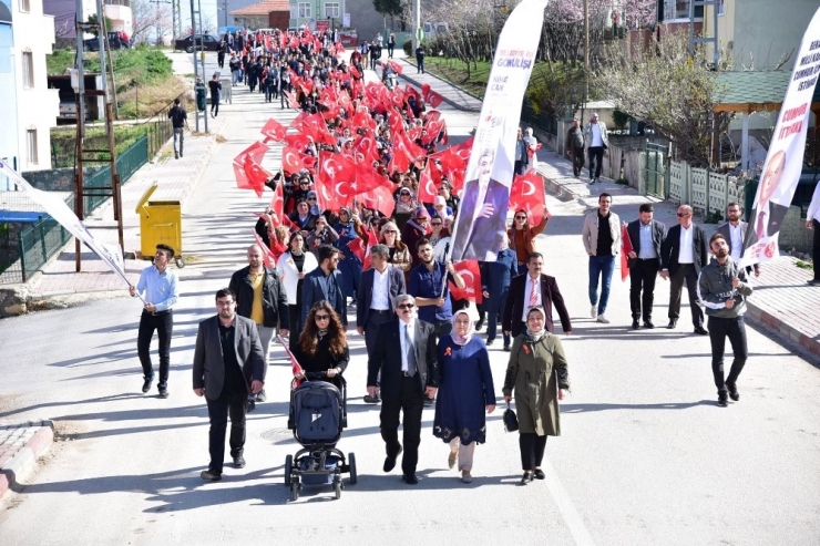 Ak Parti’den Coşkulu Yürüyüş