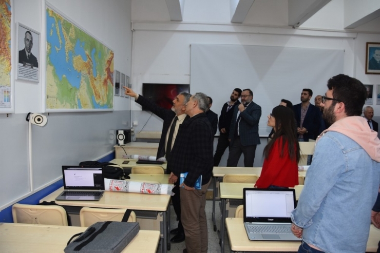 Rektör Bilgiç, Fen-edebiyat Fakültesi’nde