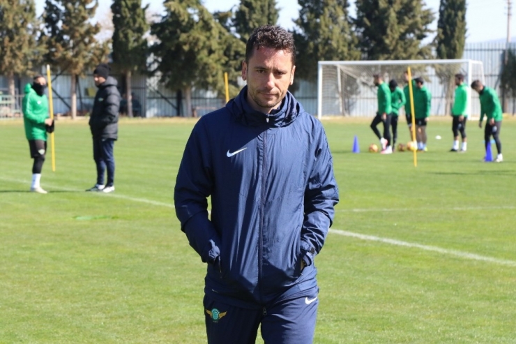 Akhisarspor’da Kupa Hazırlıkları Sürüyor