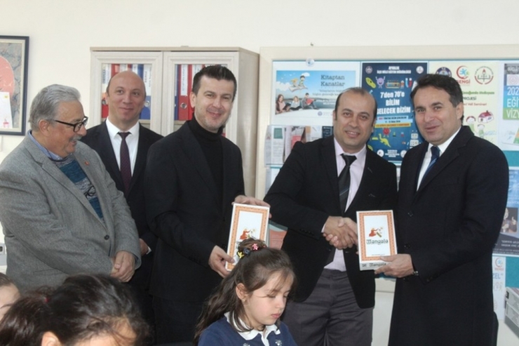 Ayvalık’ta Öğrencilere Zeka Oyunları Jesti