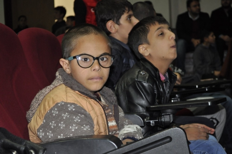 Siverek’te Dünya Otizm Farkındalık Günü Kutlandı