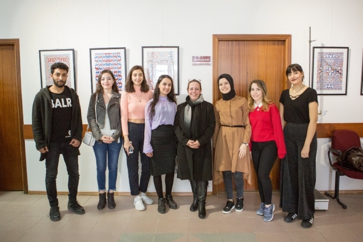 Stmf’de ‘Yüzeysel Tasarım’ Sergisi Açıldı