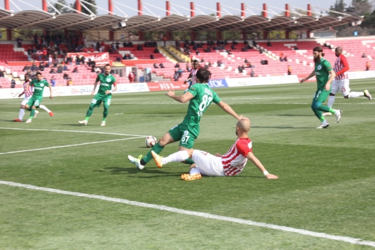 Spor Toto 1. Lig: Balıkesirspor Baltok: 1- Giresunspor: 1