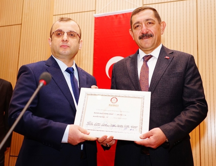 Vidinlioğlu, Mazbatasını Aldı