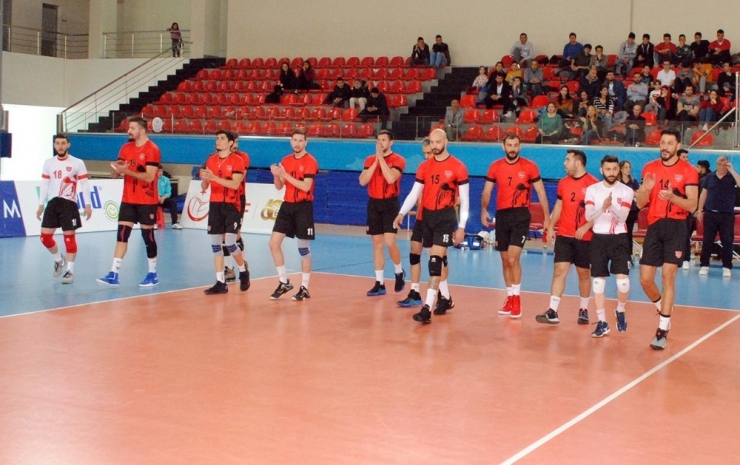 Voleybol 1. Lig Erkekler: Bursa Büyükşehir Belediyespor: 3 - Alanya Belediyespor: 2