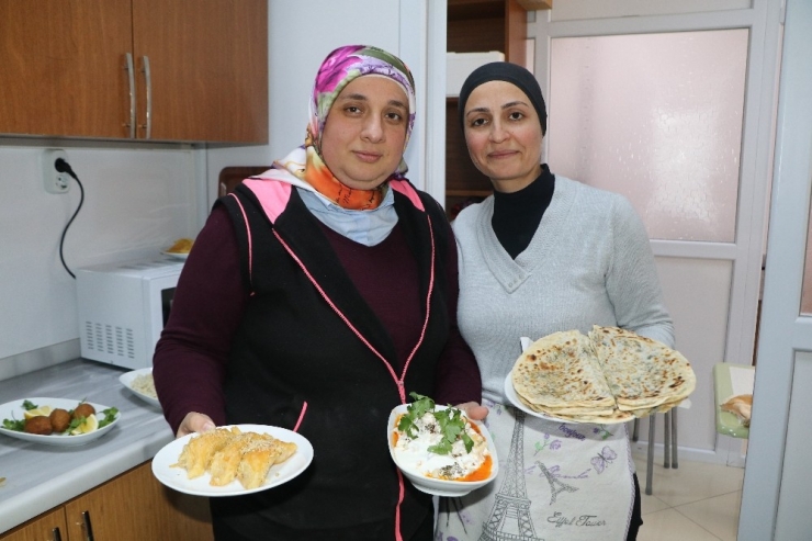 Sosyal Medyadan Tanıştılar, Birlikte İşletme Kurdular