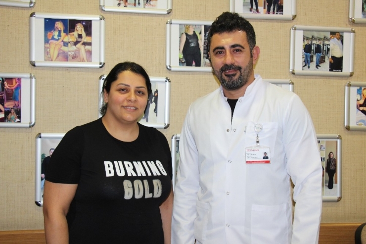 Şarkıcı Hüzün, Kilolarından Kurtulmak İçin Operasyon Geçirdi