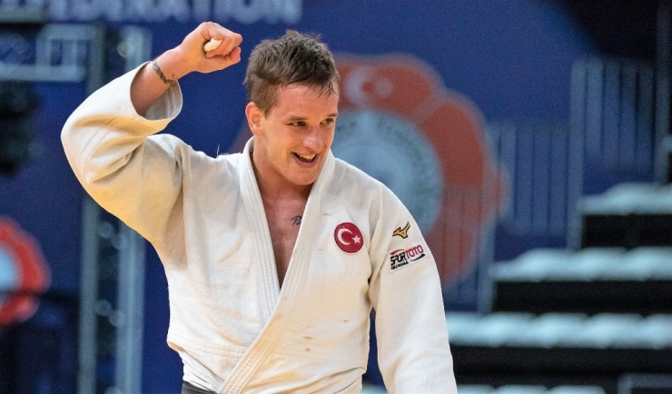 Antalya 2019 Judo Grand Prix’de Mikail Özerler Altın Madalya Kazandı