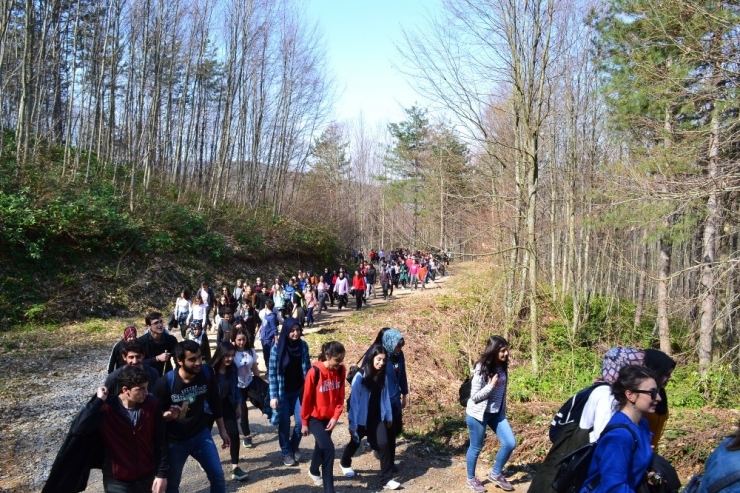 Fizyoterapistler Kilometrelerce Yürüdü