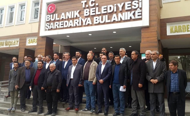 Hdp’li Bulanık Belediye Başkanı Topçu Mazbatasını Aldı