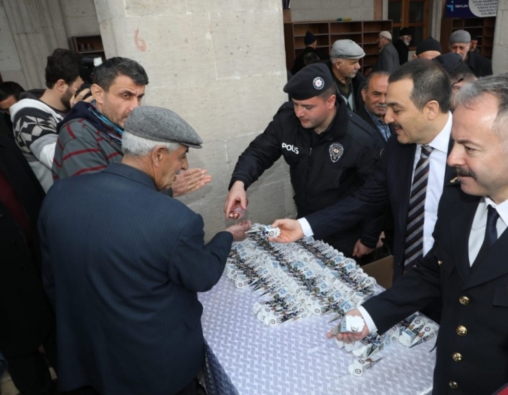 Kars’ta Polis Haftası Etkinlikleri
