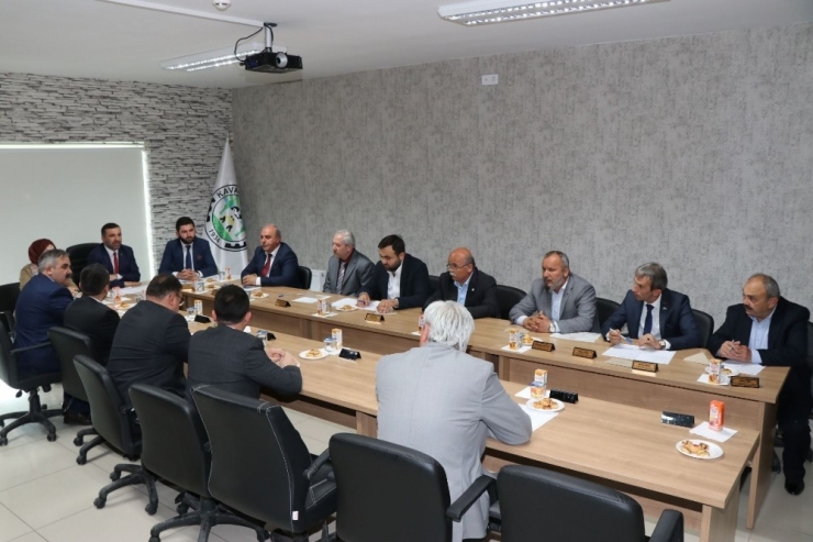 Kavak’ta Seçim Sonrası İlk Meclis Toplantısı