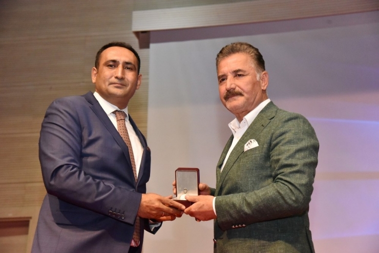 Toroslar’da Devir Teslim Töreni