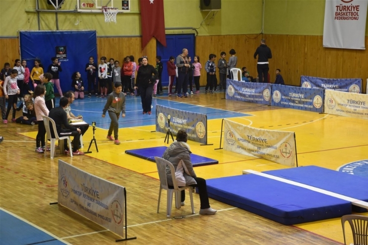 Isparta’da 78 Yetenekli Öğrenci Spora Yönlendirme Testinden Geçirildi