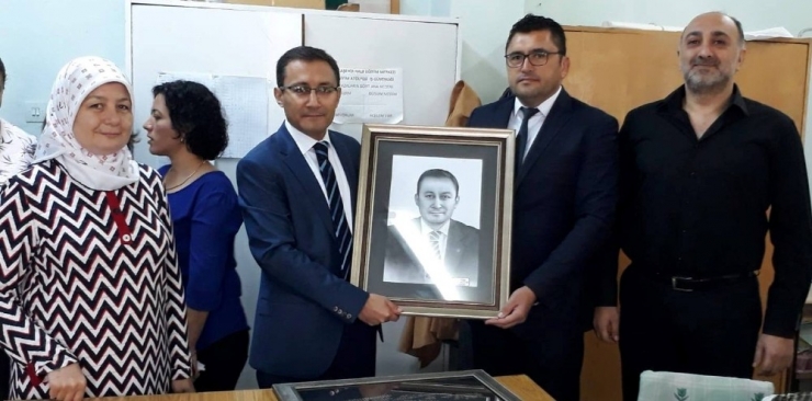 Alaşehir Kaymakamına Sürpriz Doğum Günü