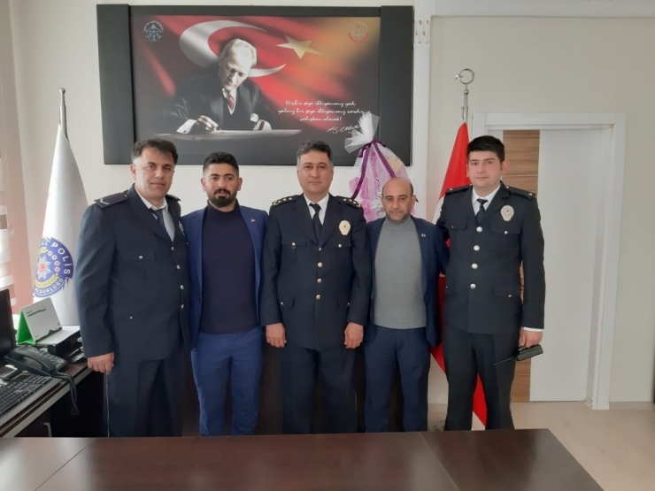 Sarıkamış Ülkü Ocakları Başkanlığı’ndan Emniyet Müdürlüğü’ne Anlamlı Ziyaret