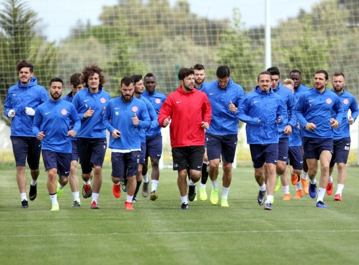 Antalyaspor’da Kasımpaşa Maçı Hazırlıkları