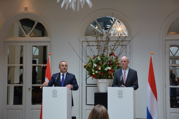 Çavuşoğlu:“avrupa’da Radikalleşen Bir Türk Bile Yoktur”