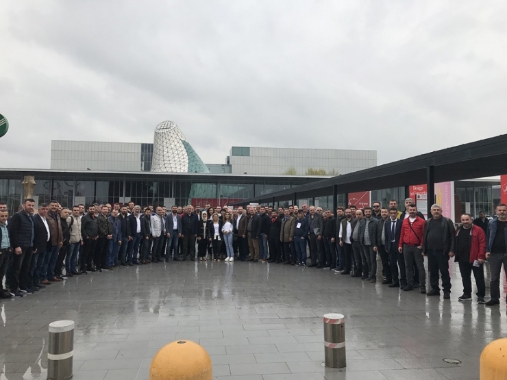 İnegöllü Mobilyacılar İtalya’ya Uçtu