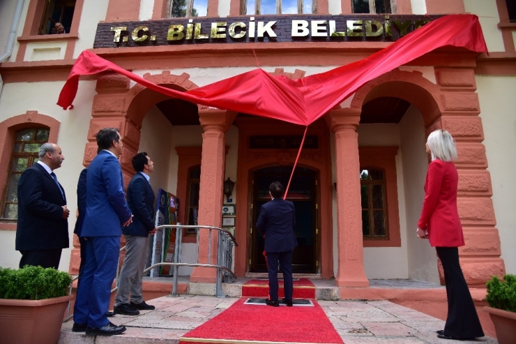 ’Saray’ İbaresi Yerine ’T.c.’ İbaresi Yazıldı