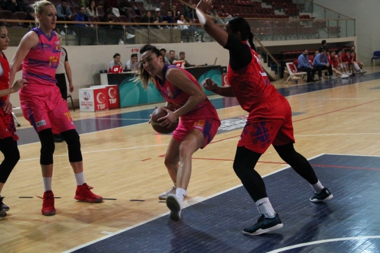 Türkiye Kadınlar Basketbol Ligi: Yalova Vıp: 107 - Mersin Bşb Gelişim: 80