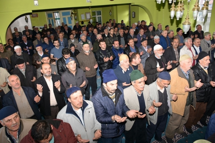 Eskişehir İnönü’de Yağmur Duasına Çıkıldı