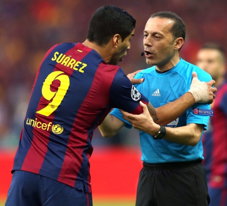 Cüneyt Çakır’a Devler Ligi’nde Görev