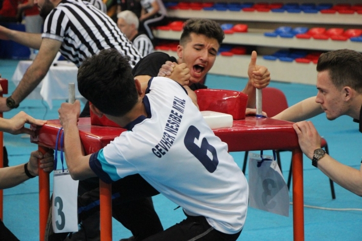 Bilek Güreşi Gençler Türkiye Şampiyonası Sona Erdi