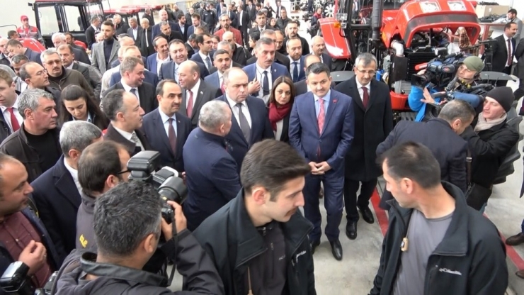 Atüb İle Belarus Kırıkkale’de Traktör Fabrikası Kurdu